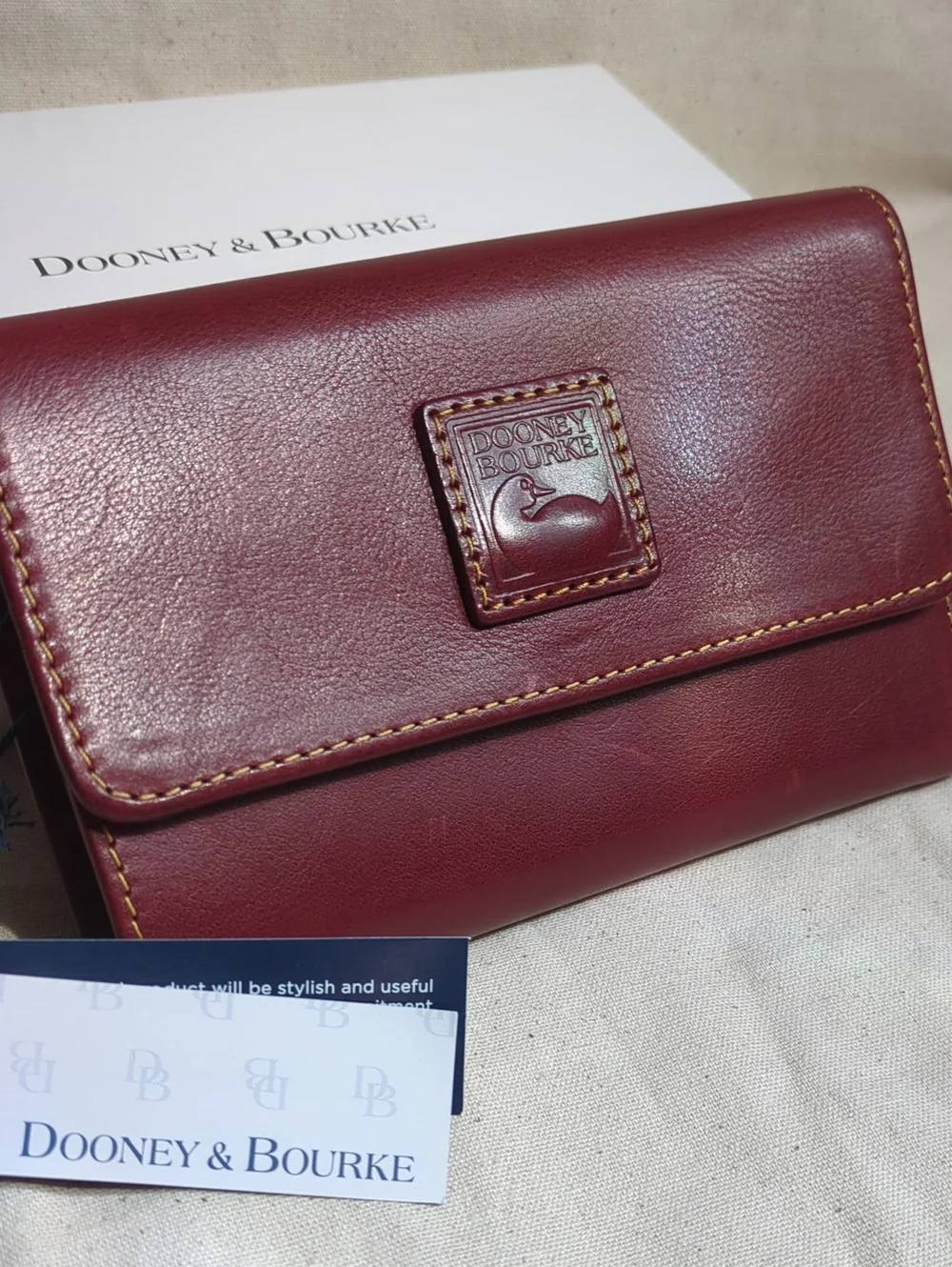 Dooney & Bourke Bordeaux Florentine Leather Card Holder Medium Wallet ✨New!!